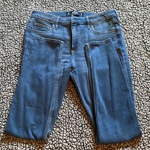 Hollister skinny jeans